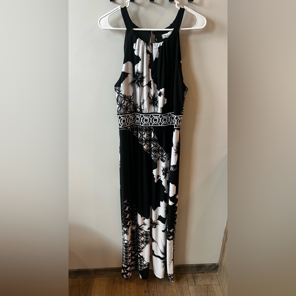 White House Black Market Monochrome Maxi Dress